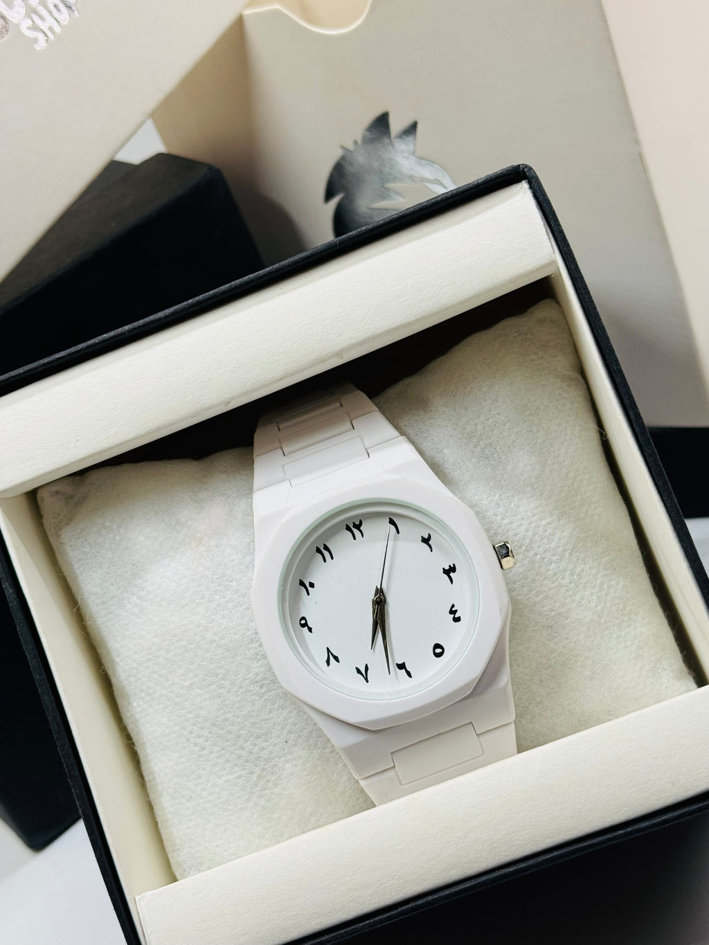 Aura Watch (White)