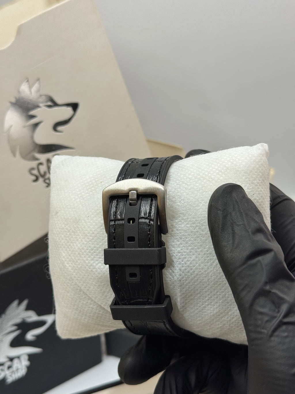 FM Premium Model (white)