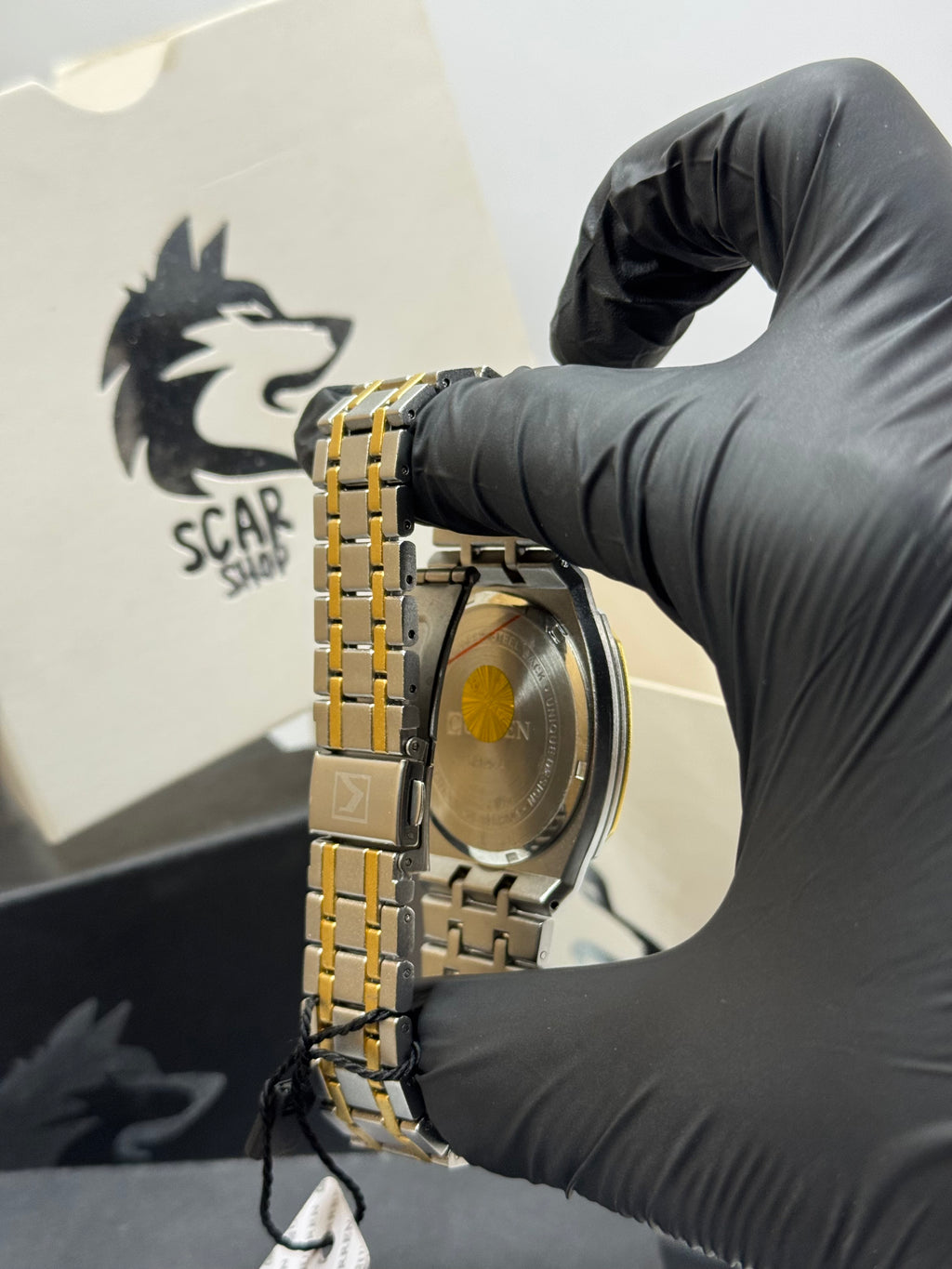 Curren Gold Chain Watch – Premium